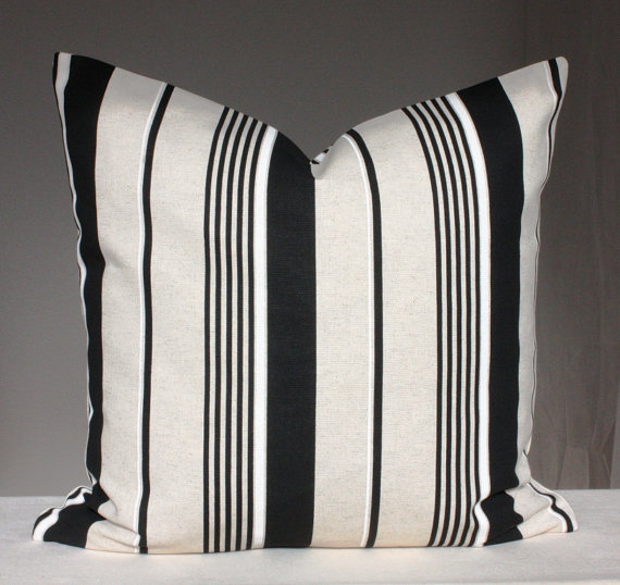 Beautiful pillow from  LeLeniHome on Etsy