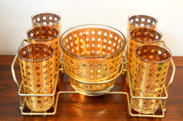 Vintage ice bucket and glasses