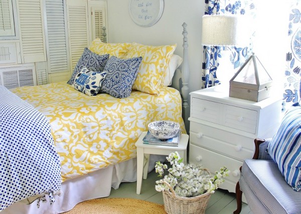 I love how she used the shutters in this room- so creative!